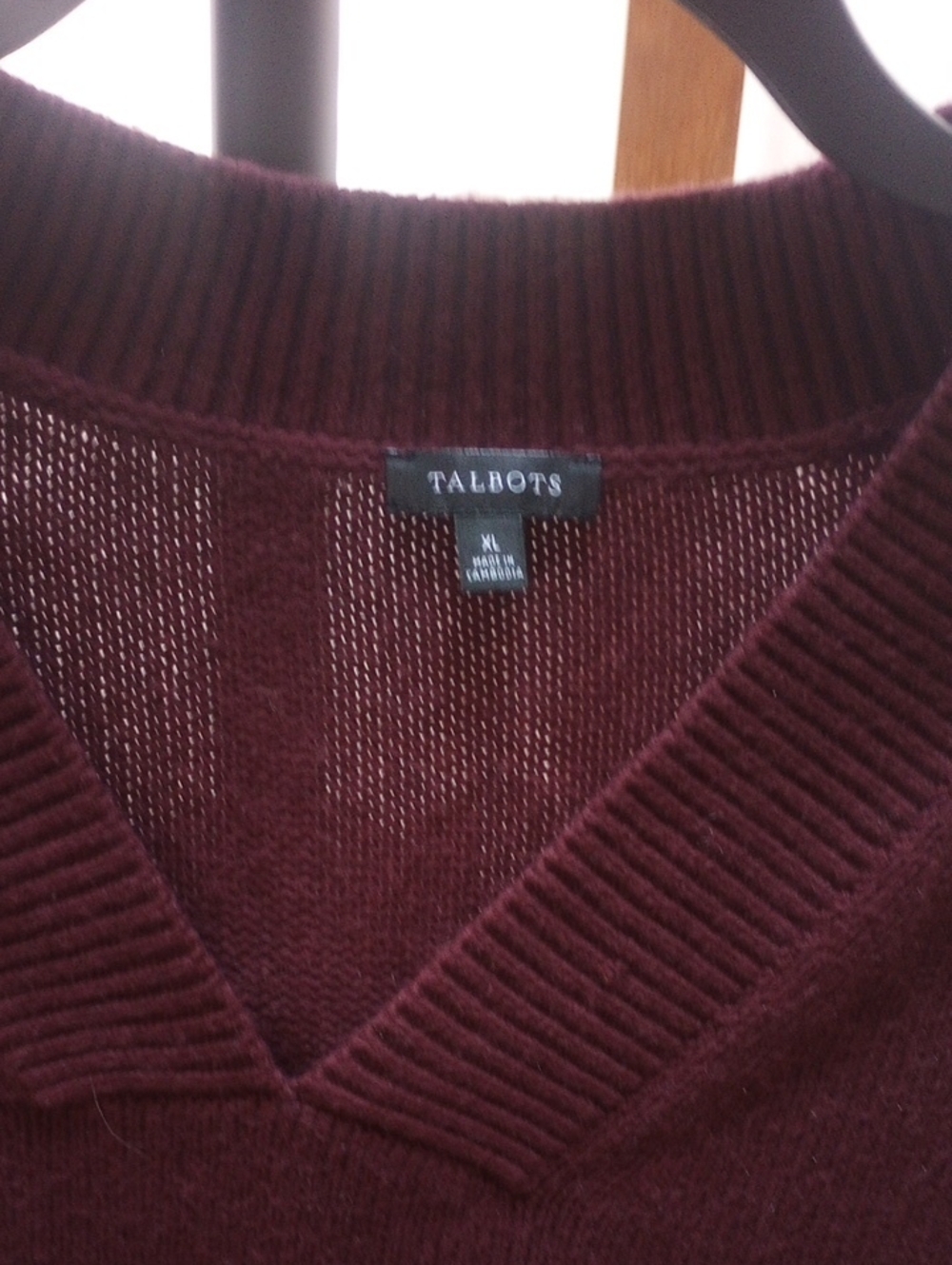 Talbots V-Neck Sweater in Burgundy